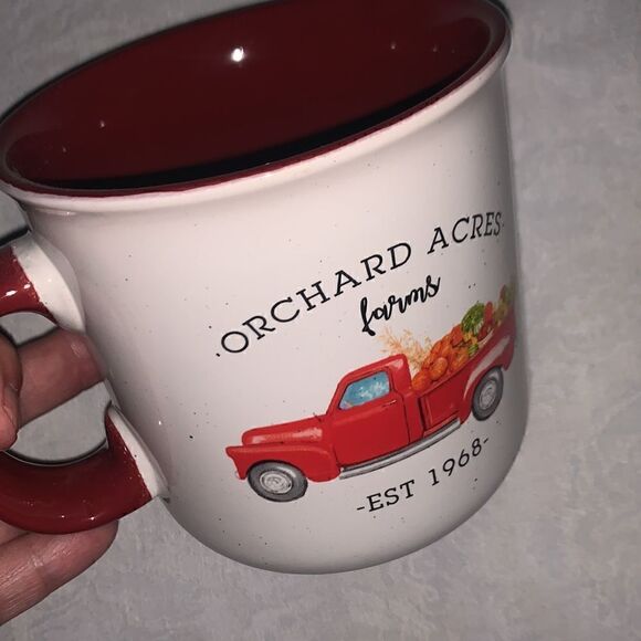 Mug Cynthia Rowley New York Ceramic Orchard Acres Farm Red Truck Coffee - Picture 2 of 7